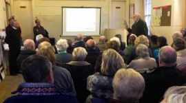 covewind_pub_meeting Ardentinny Community Councillor Malcolm Bartley raises a point with Murdo MacDonald.