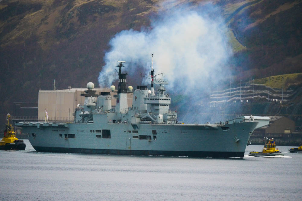 Clyde bases plagued by nuclear safety flaws, says the MoD.